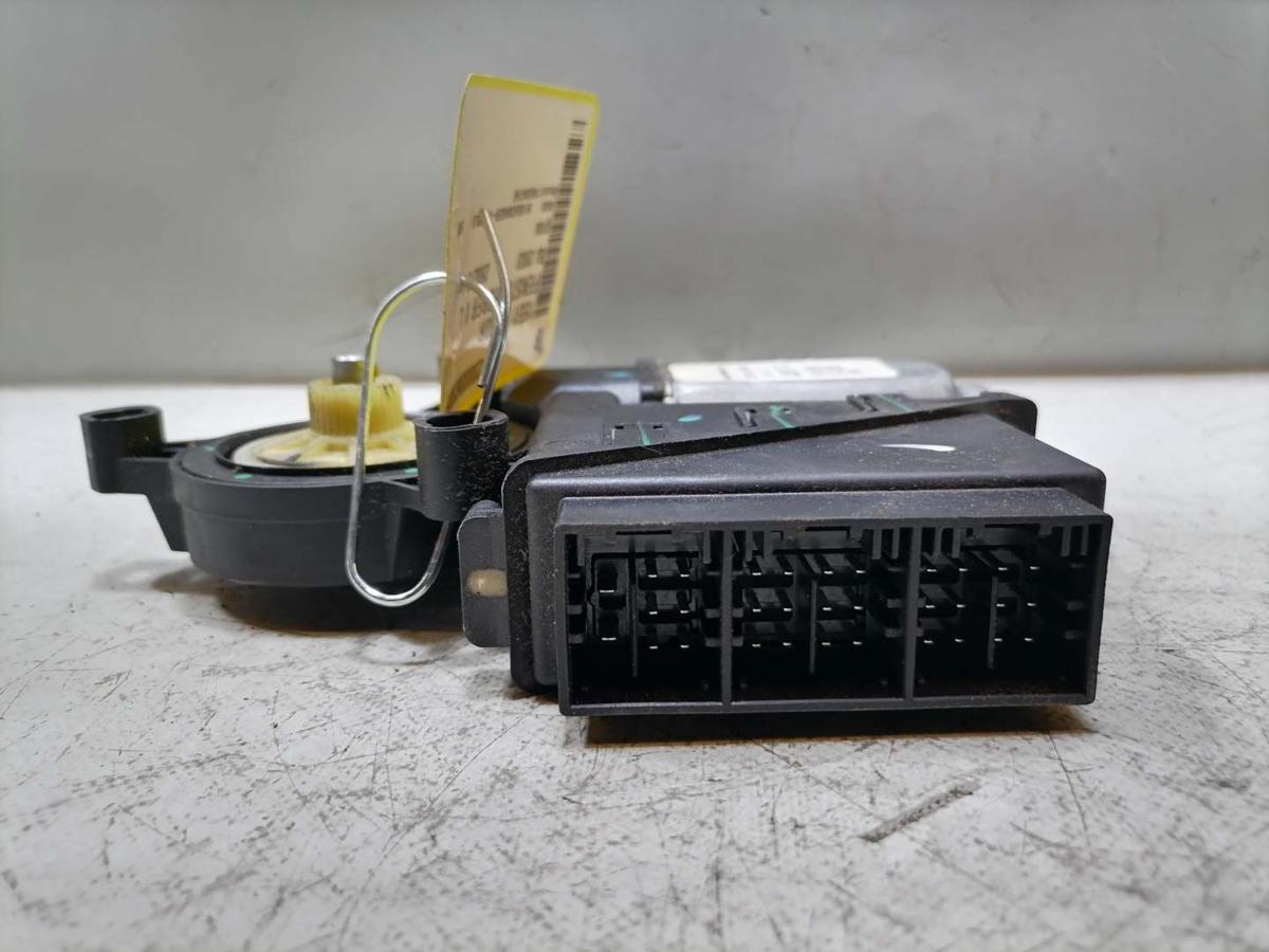 VW Polo 9N1 original Fensterhebermotor vorn links Bj.2003